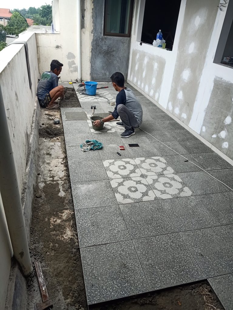 pemasangan keramik rumah