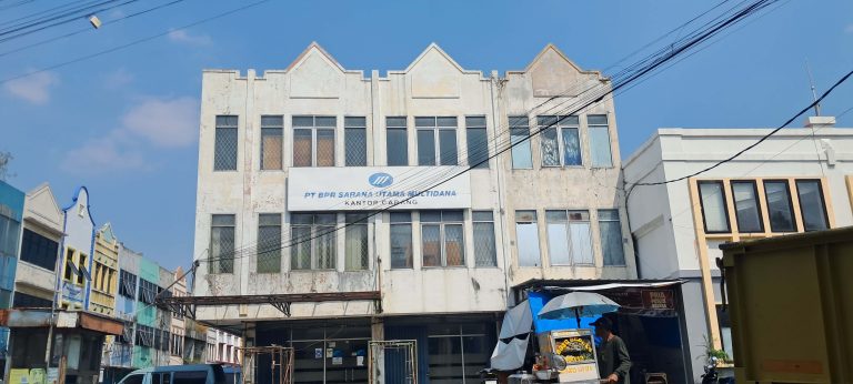 biaya renovasi rumah per meter