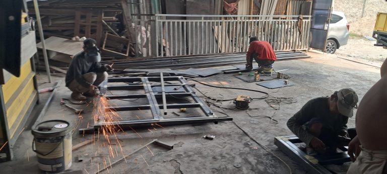 borongan atau harian
